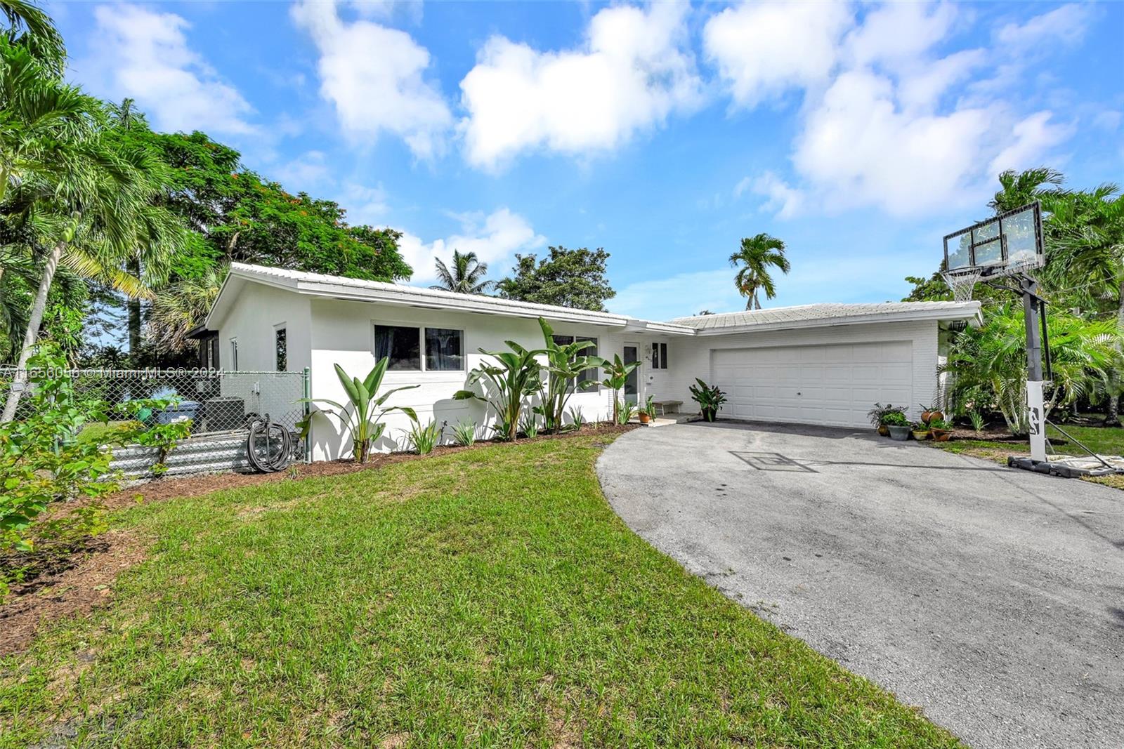 14615 Harris Pl