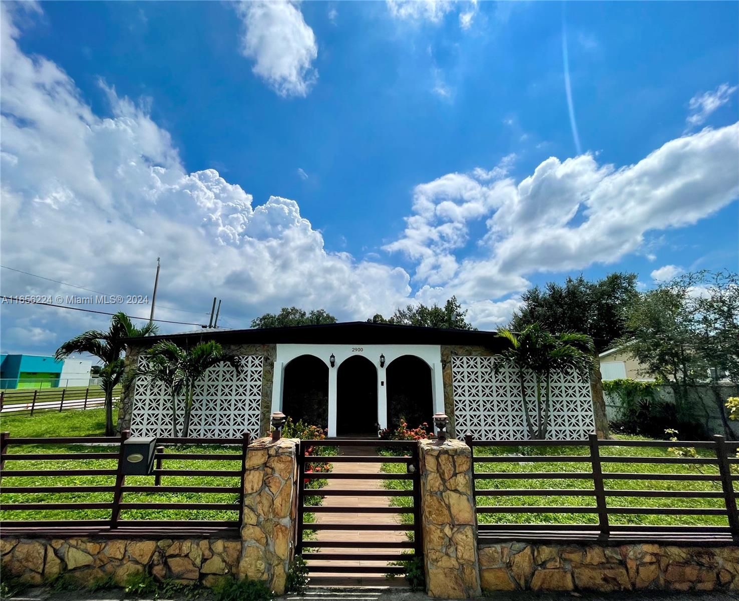 2900 NW 166th St # A