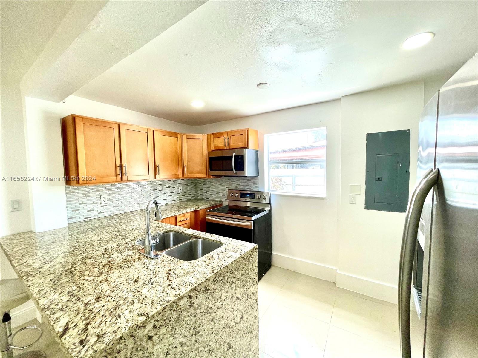 2900 NW 166th St # A