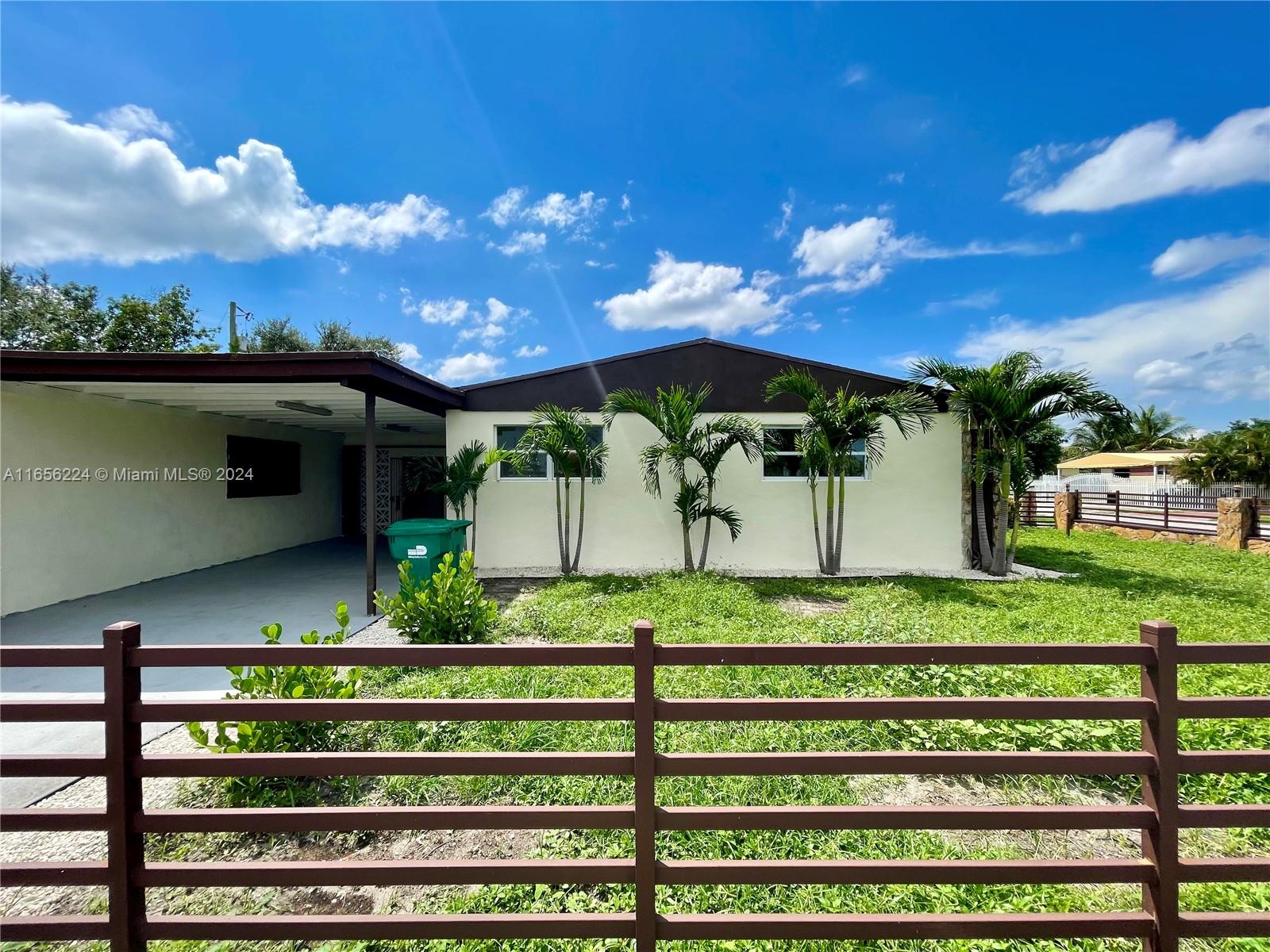 2900 NW 166th St # A