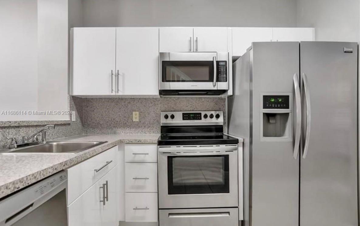 748 SW 122nd Ter # 748