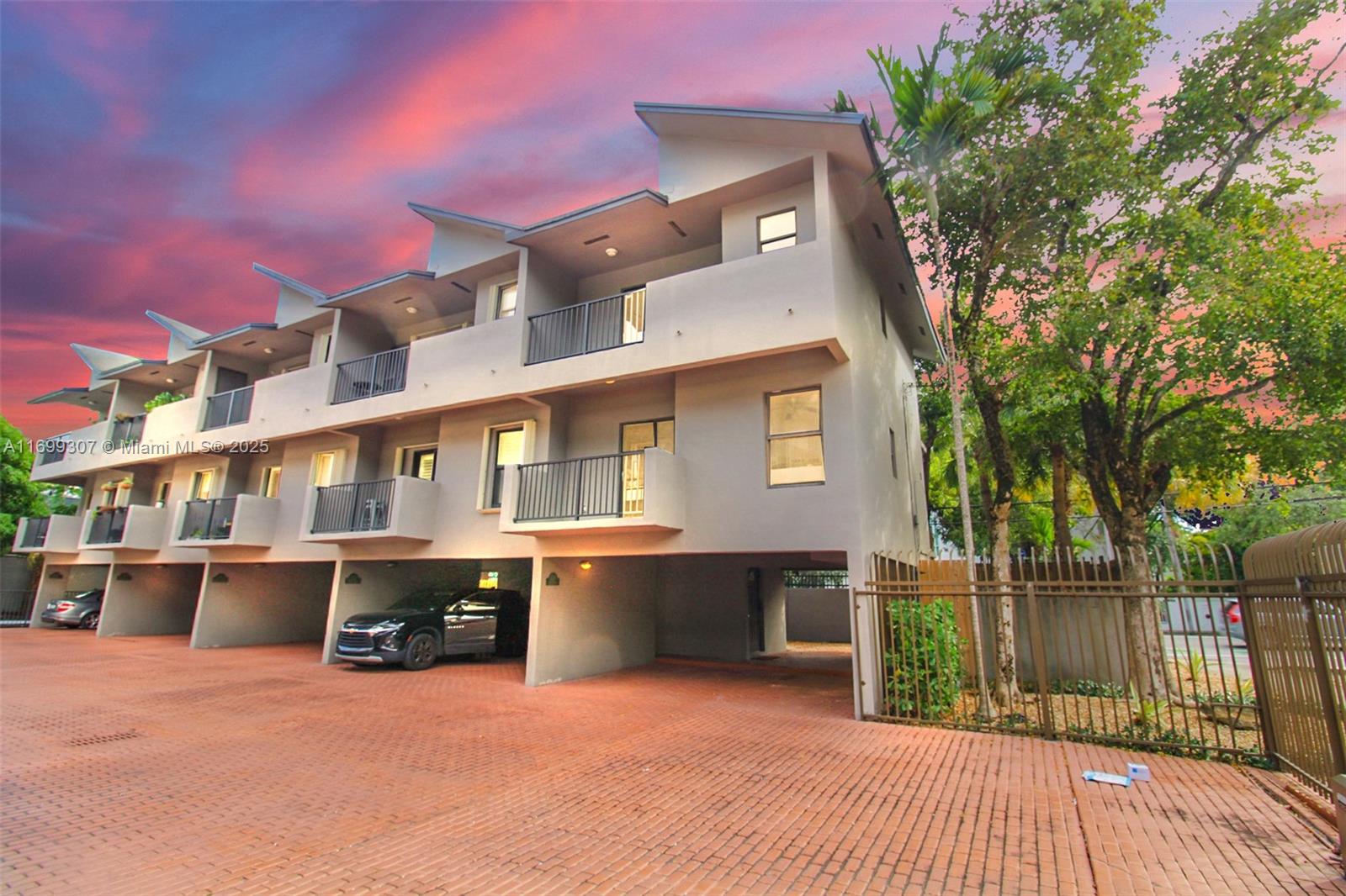 3099 Bird Ave # 3099