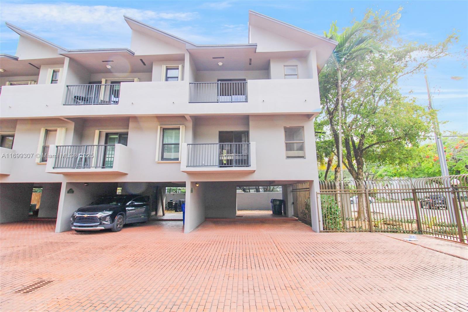 3099 Bird Ave # 3099