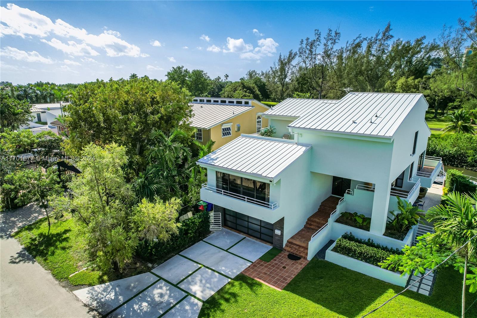 3520 Rockerman Rd