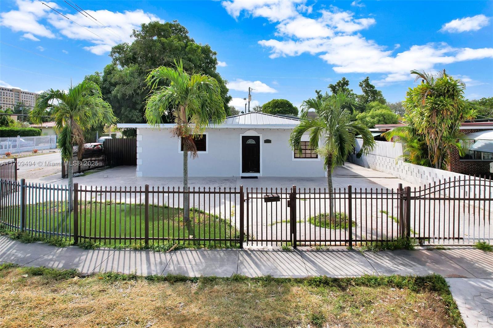 4300 NW 4th St
