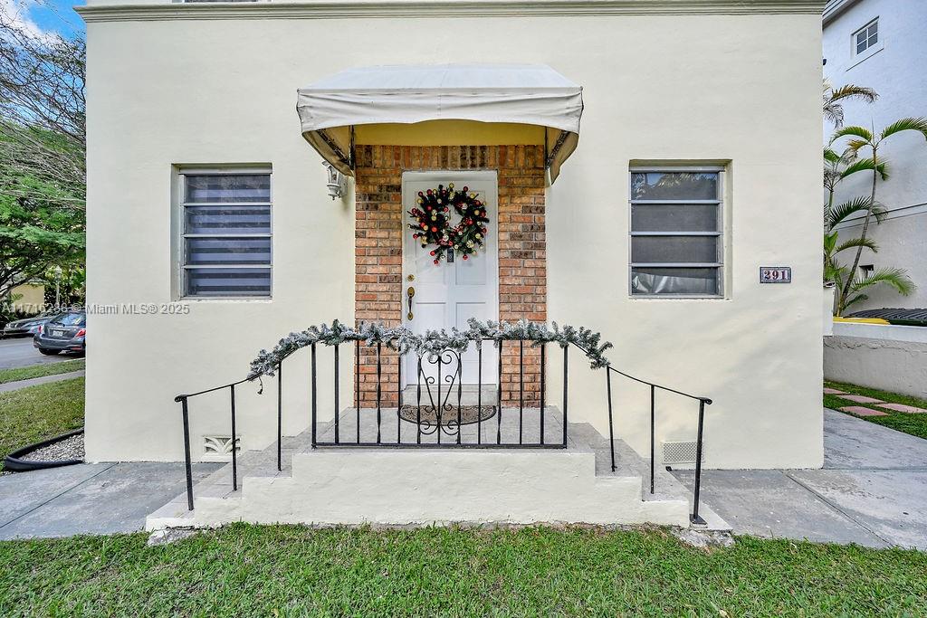 291 Navarre Ave