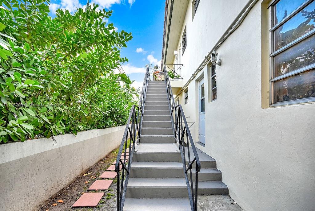 291 Navarre Ave