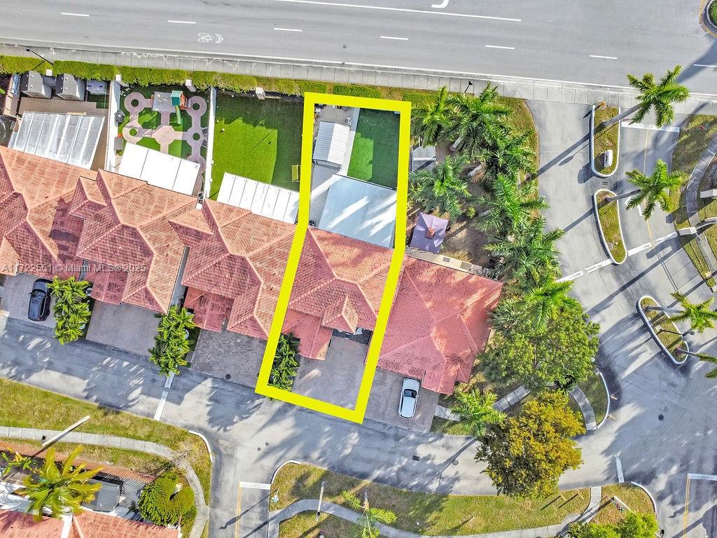 7327 NW 173rd Dr # 103