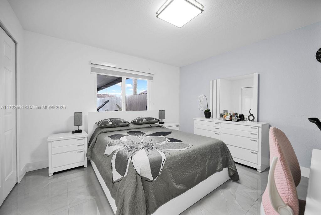 7327 NW 173rd Dr # 103