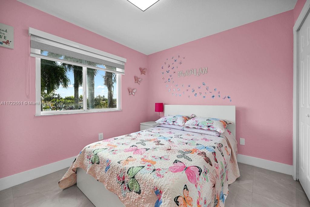 7327 NW 173rd Dr # 103