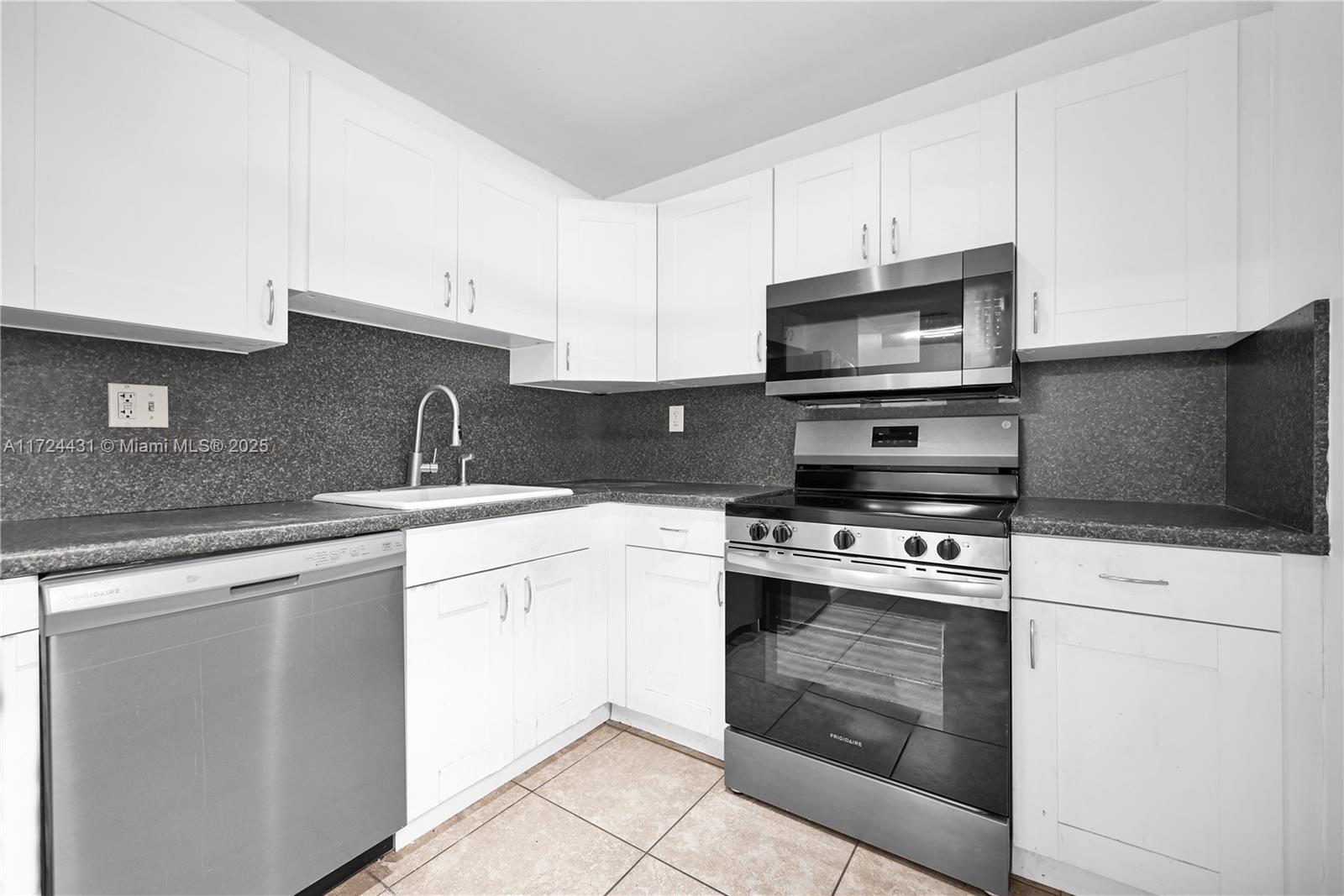 8287 SW 128th St # 204