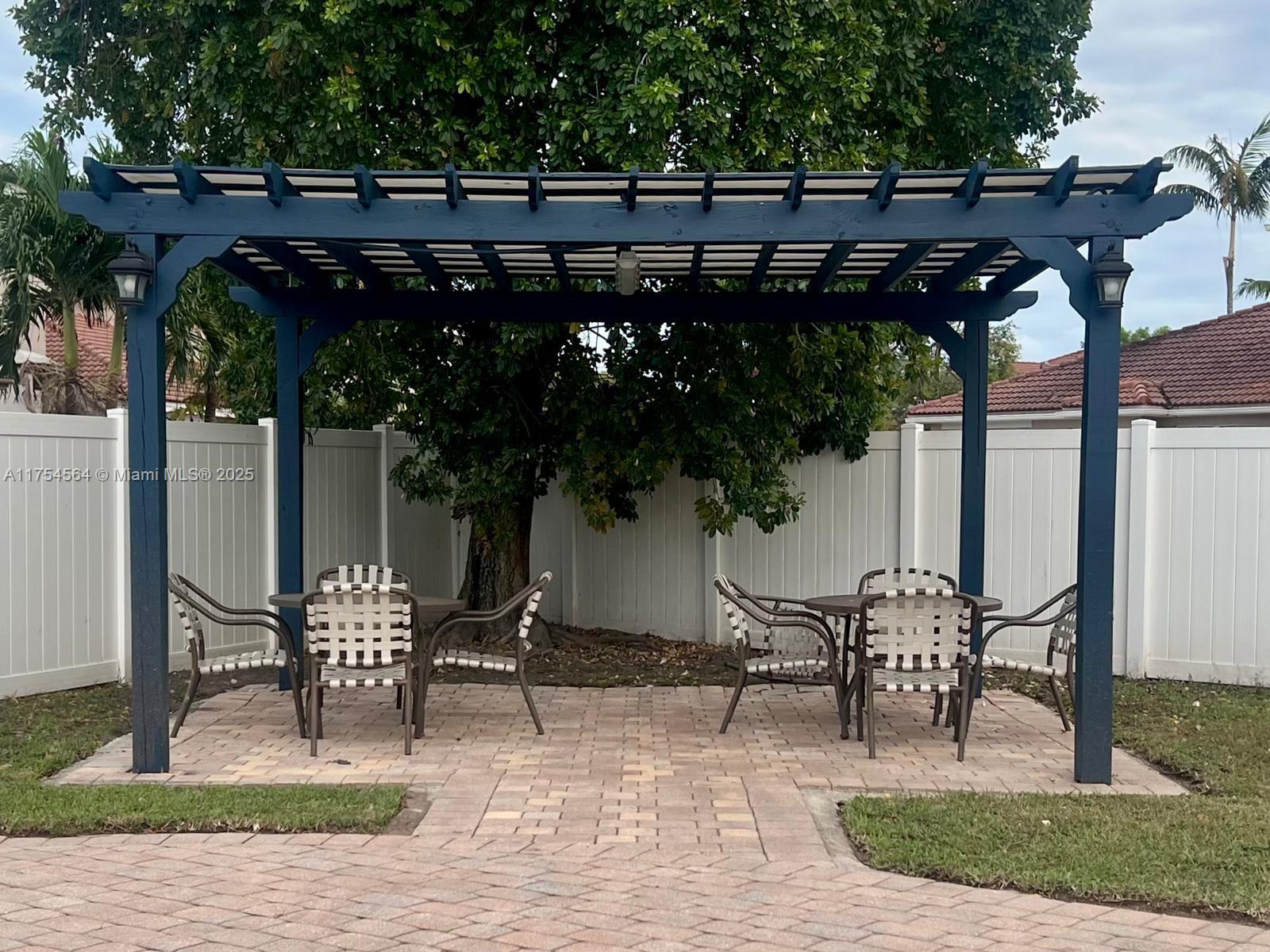 27480 SW 137 CT # 27480