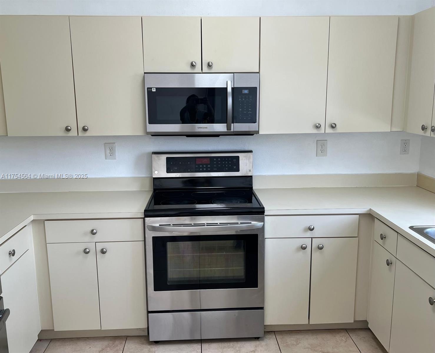 27480 SW 137 CT # 27480