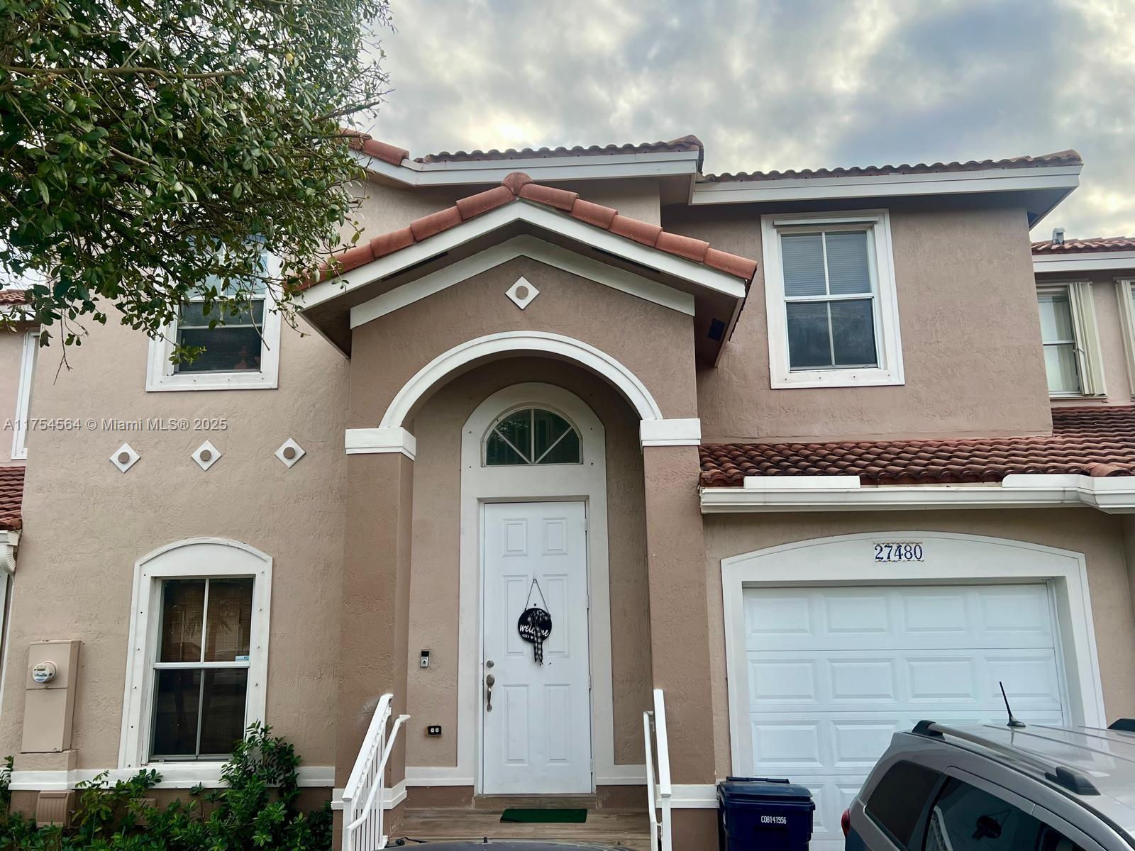 27480 SW 137 CT # 27480