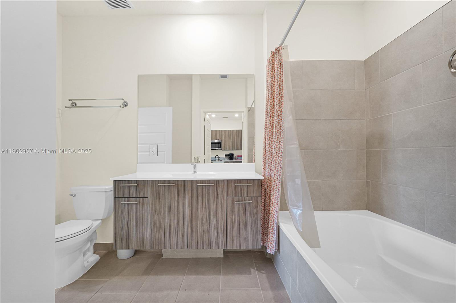 8301 NW 41st St # 303 Unit: B-303