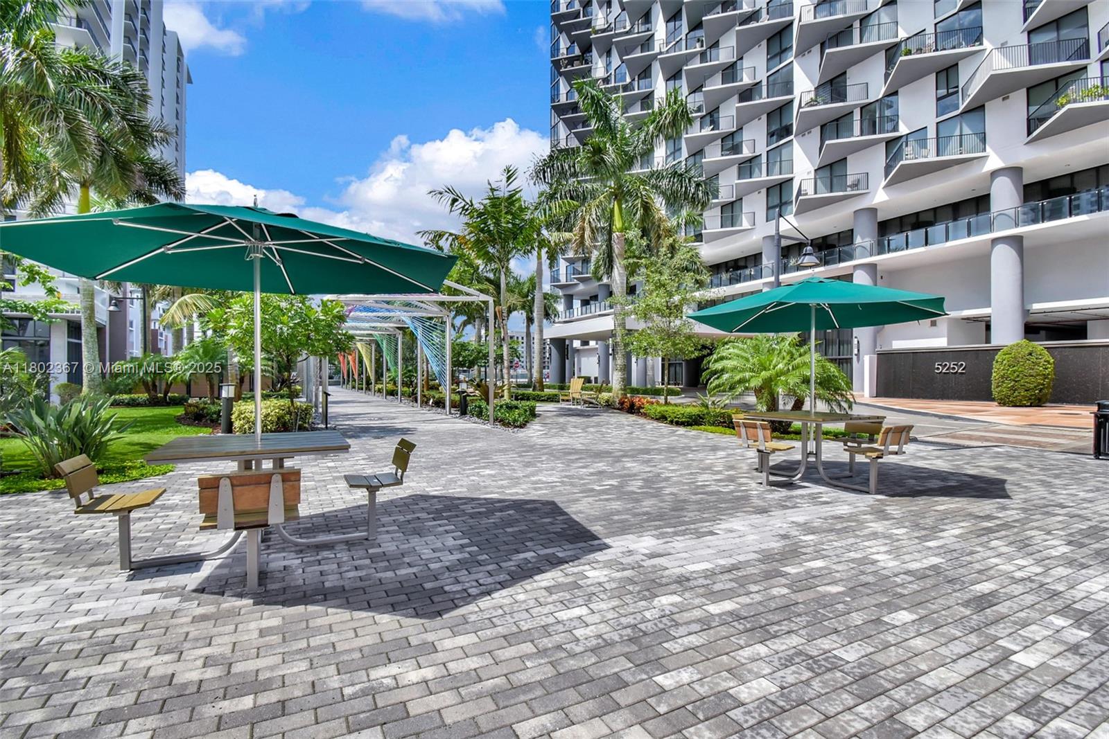 8301 NW 41st St # 303 Unit: B-303