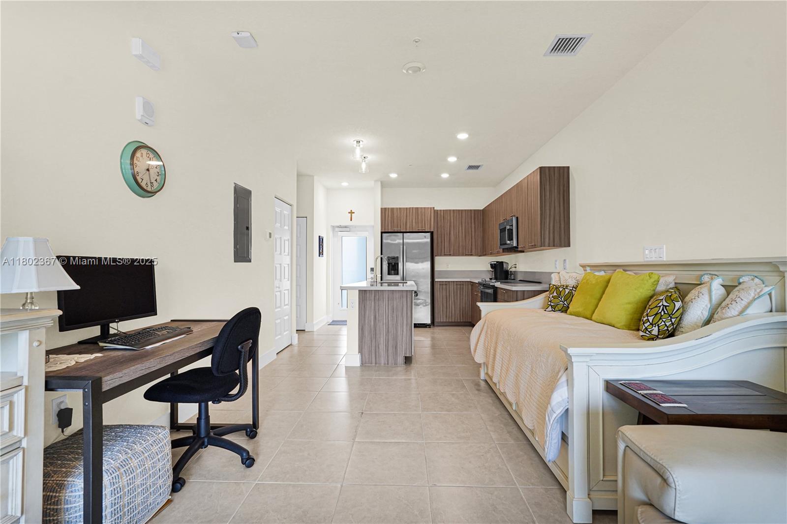 8301 NW 41st St # 303 Unit: B-303