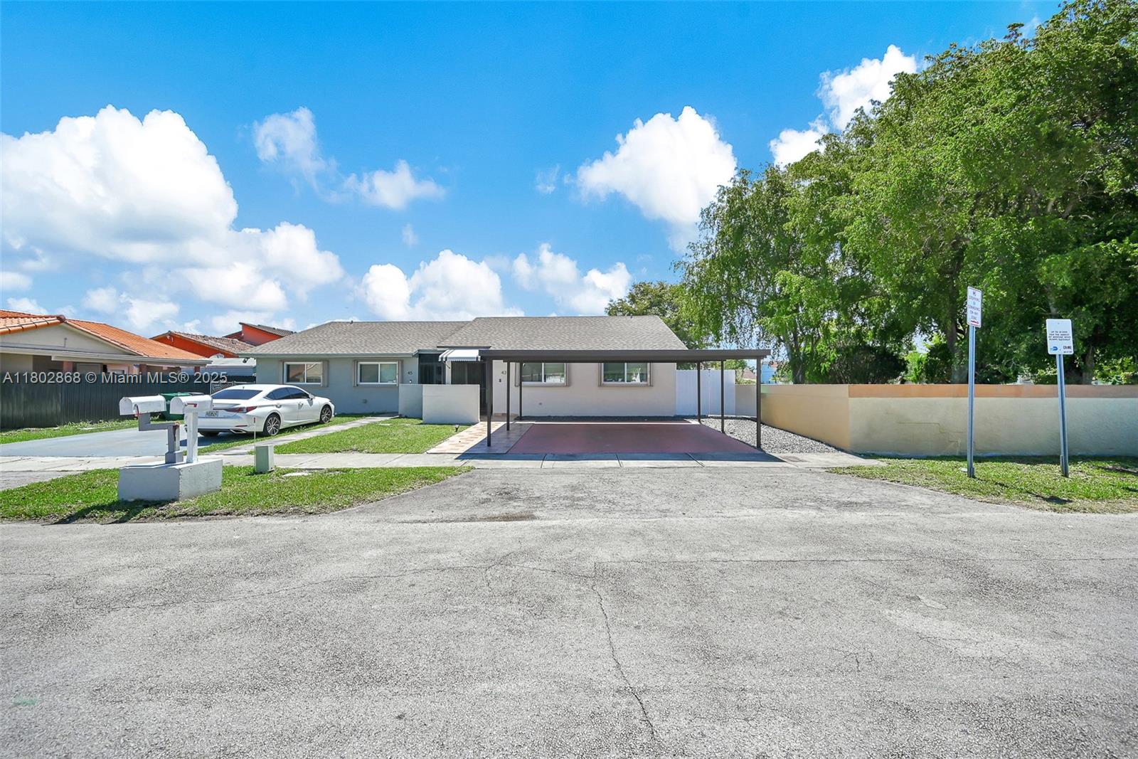 43 NW 109th Ct