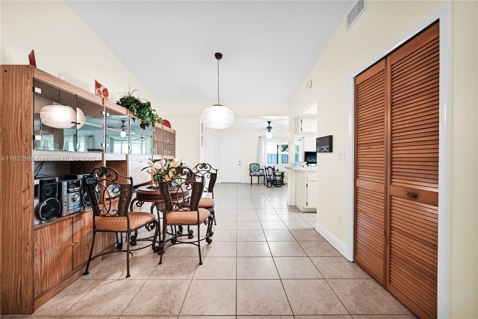 43 NW 109th Ct