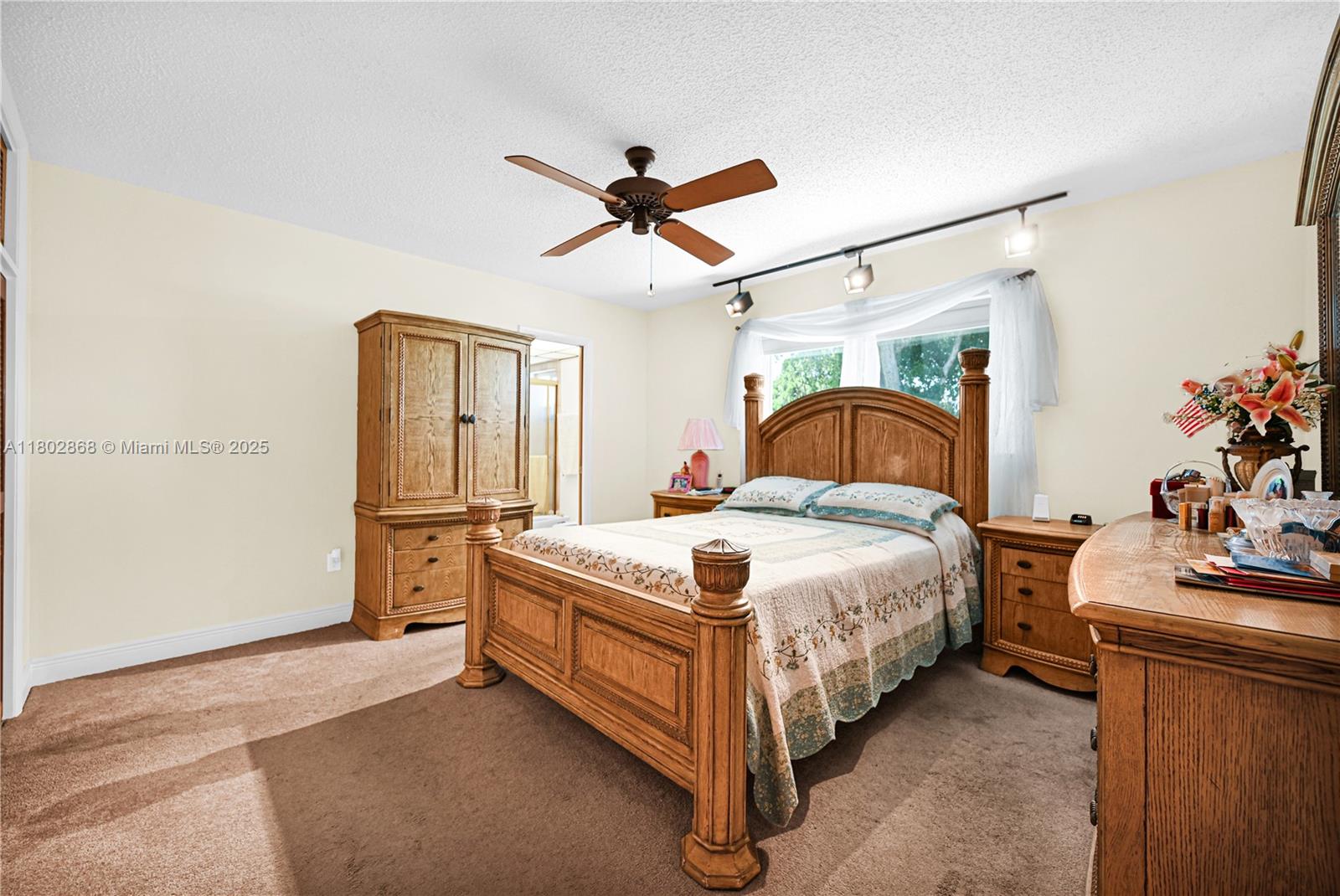 43 NW 109th Ct
