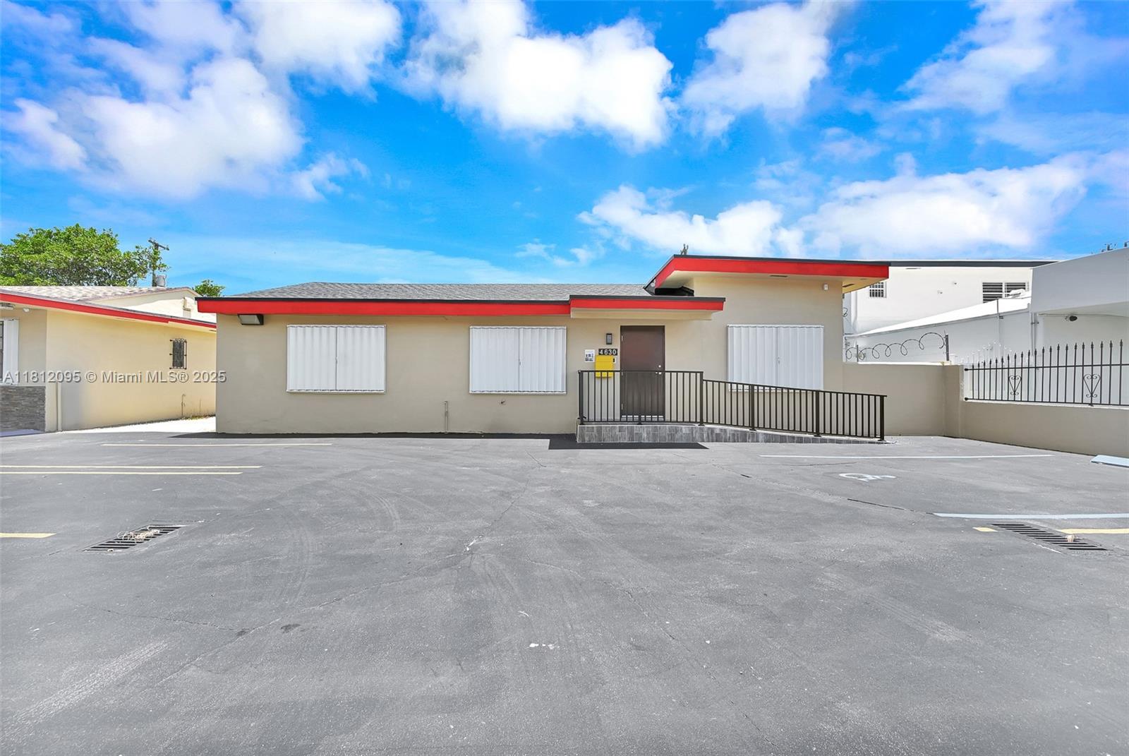 4630 NW 7th St