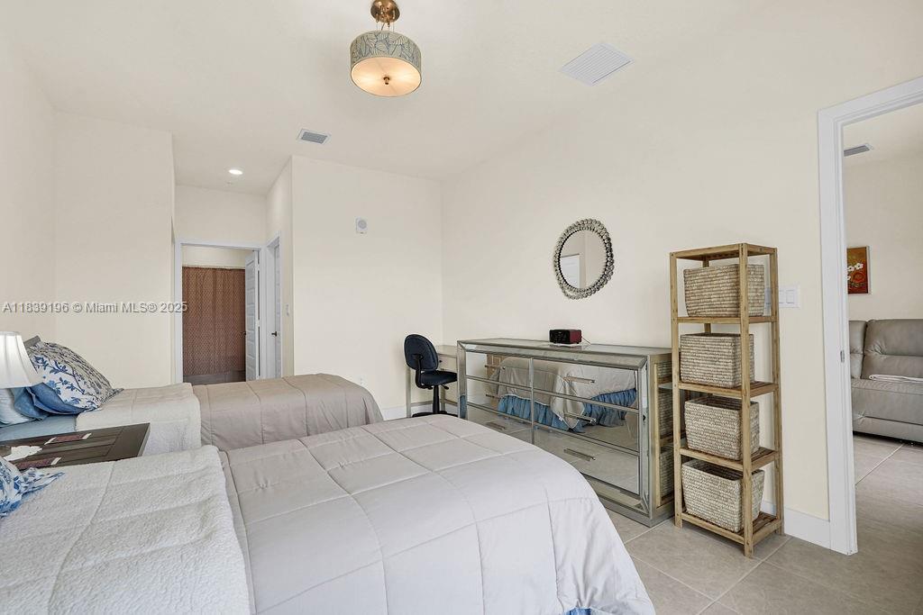 8301 NW 41st St # 303 Unit: B-303