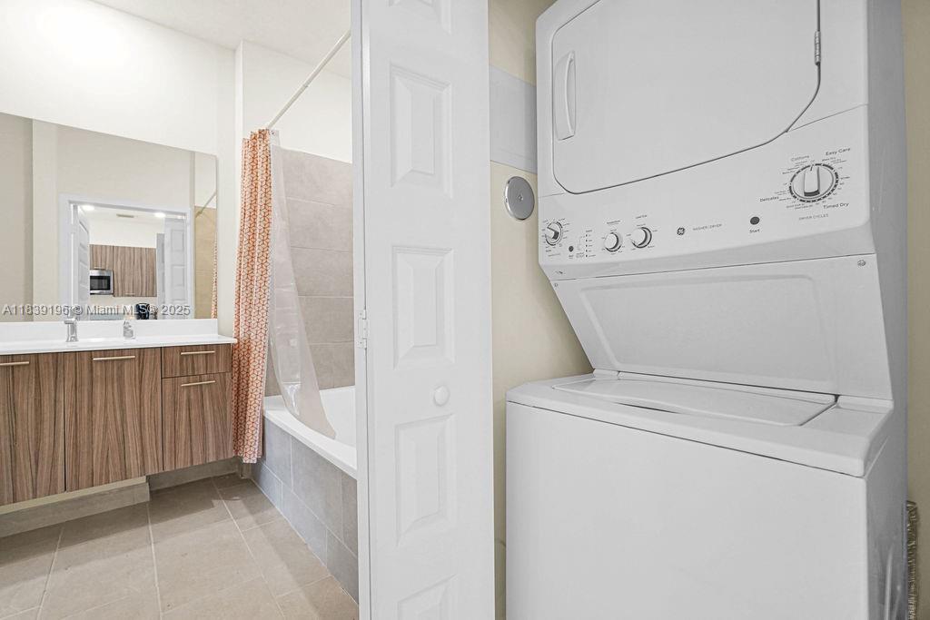 8301 NW 41st St # 303 Unit: B-303