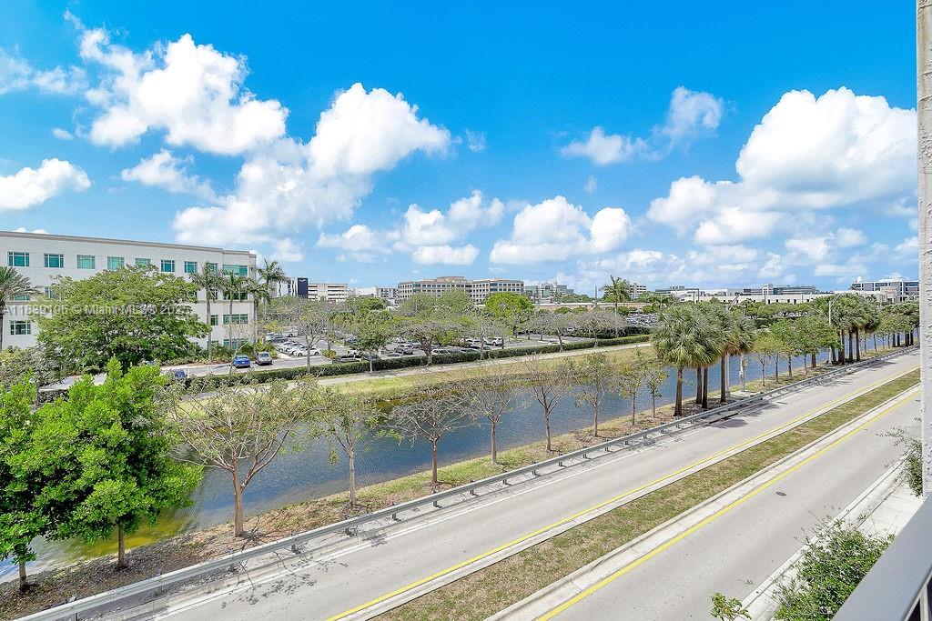 8301 NW 41st St # 303 Unit: B-303
