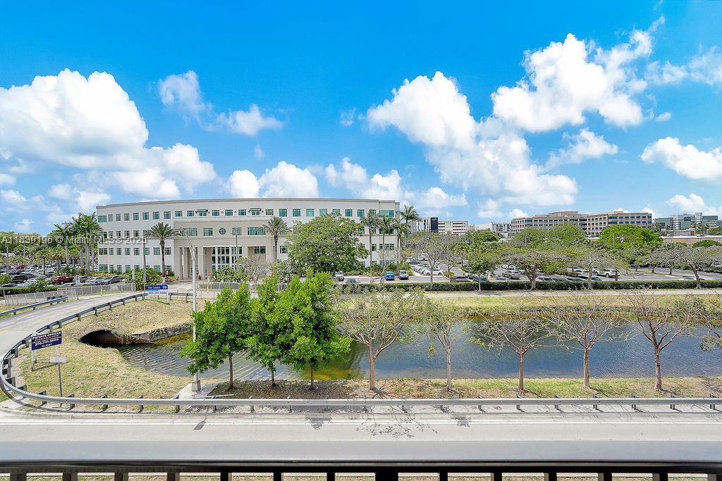 8301 NW 41st St # 303 Unit: B-303