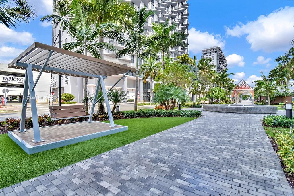 8301 NW 41st St # 303 Unit: B-303