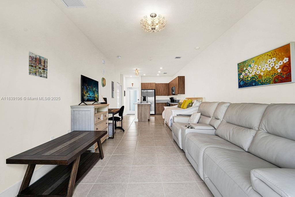 8301 NW 41st St # 303 Unit: B-303