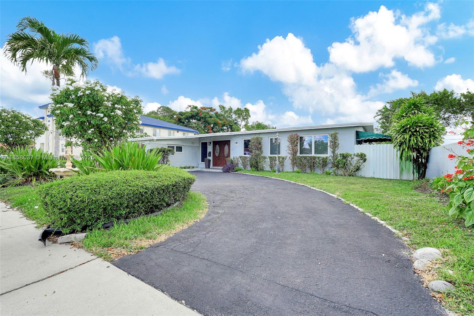 3711 SW 87th Ave