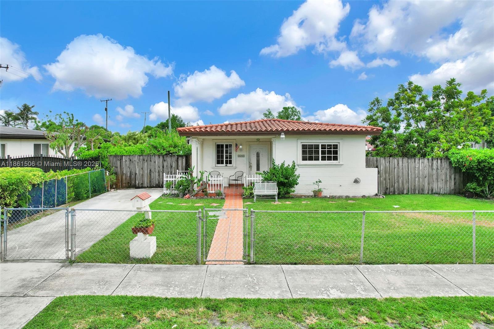 3635 SW 95th Ave