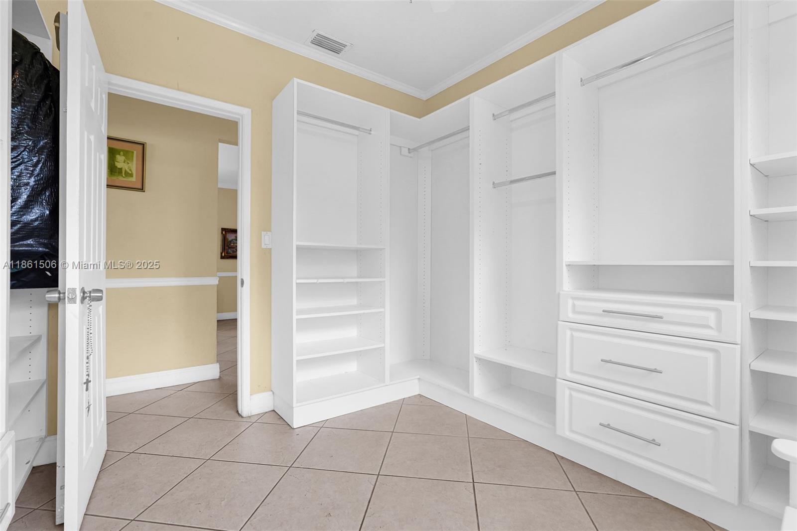 3635 SW 95th Ave
