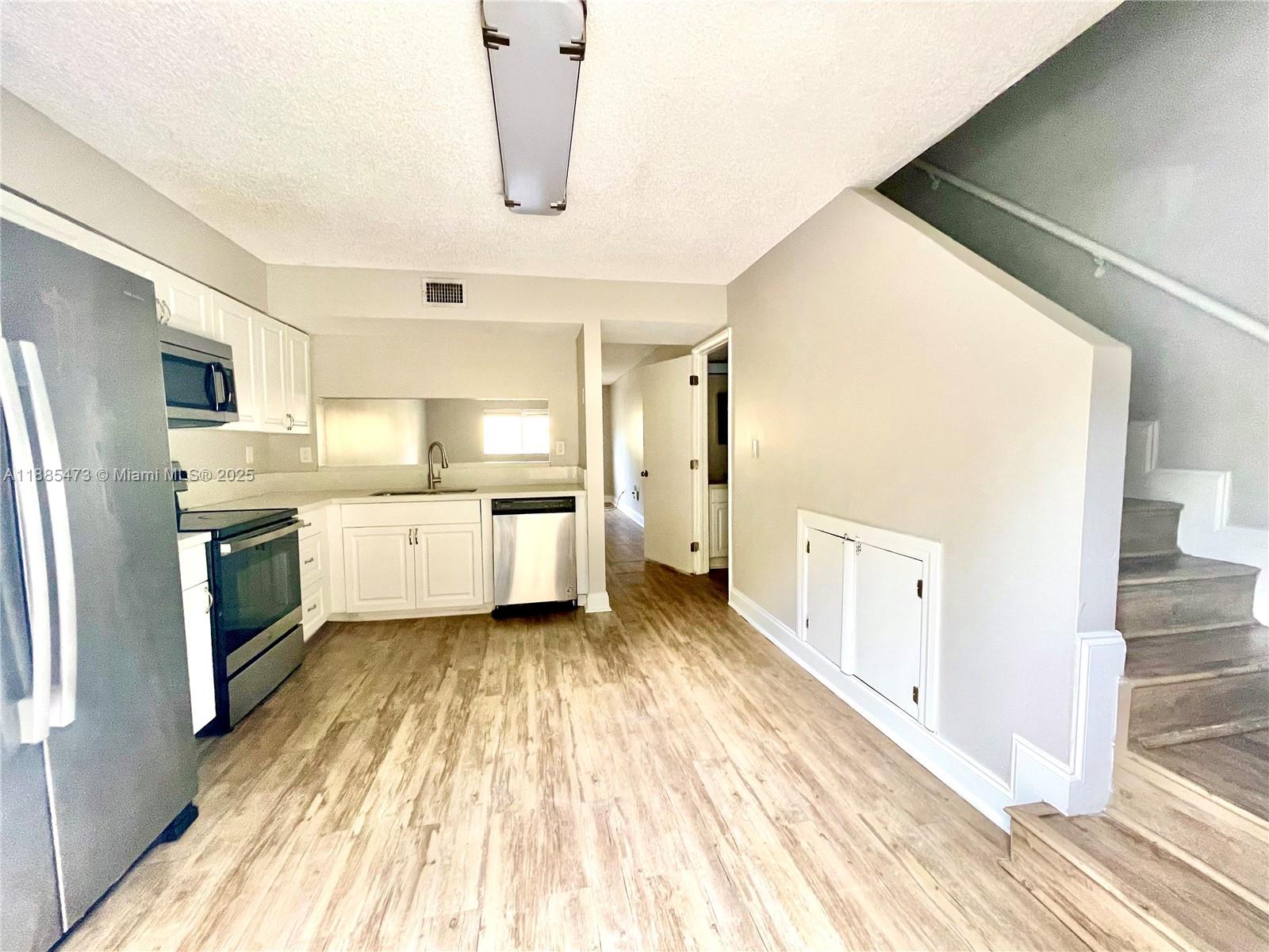 8250 SW 149th Ct # 206 Unit: 8-206