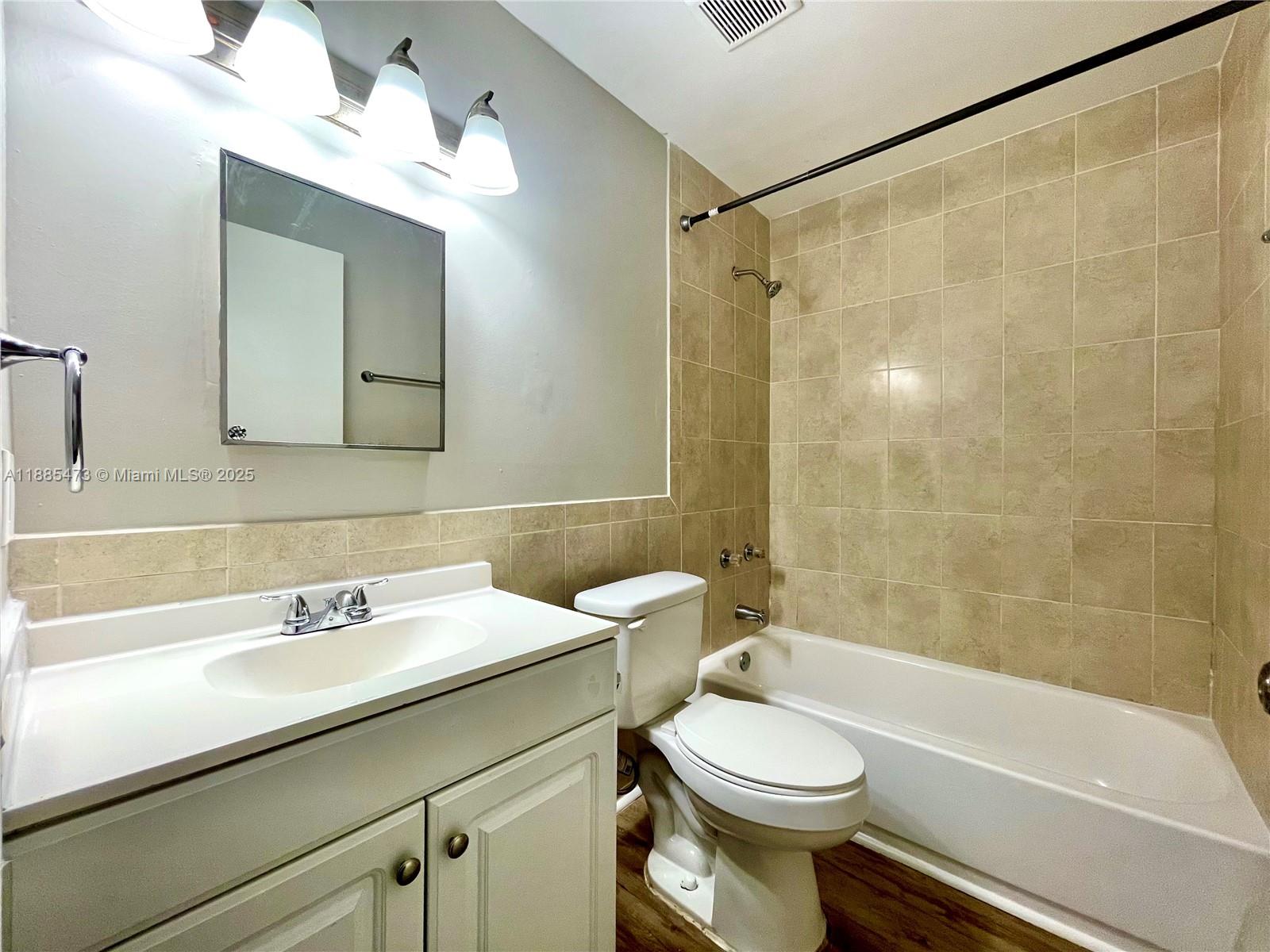 8250 SW 149th Ct # 206 Unit: 8-206