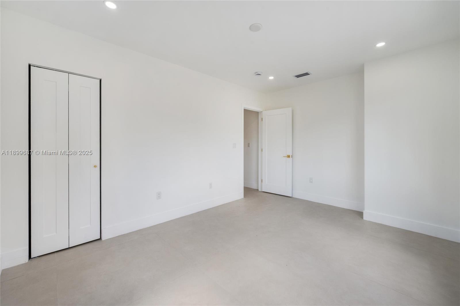 6280 SW 24 St, Miami