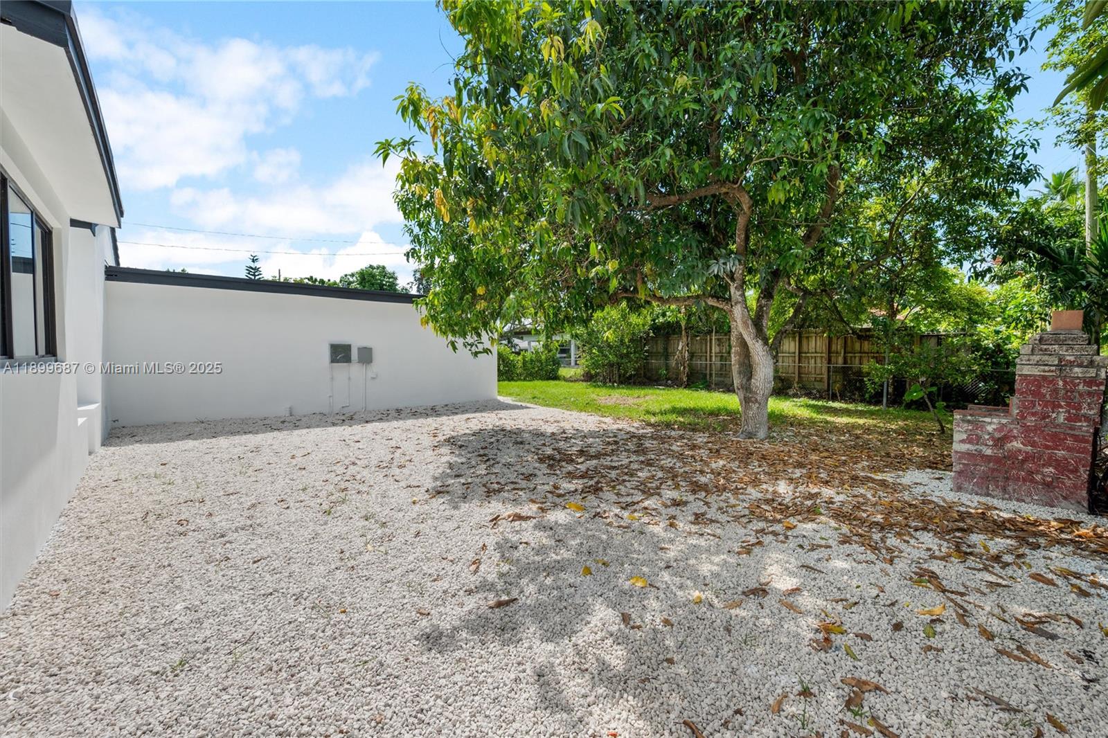 6280 SW 24 St, Miami