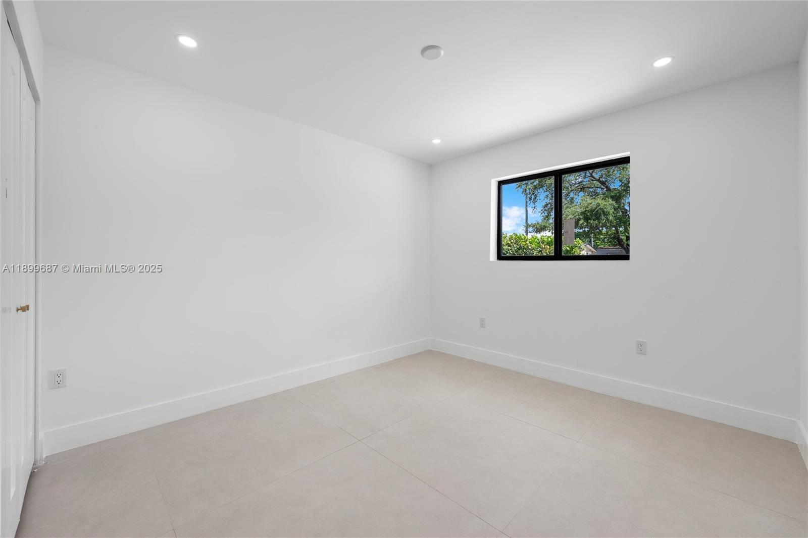 6280 SW 24 St, Miami