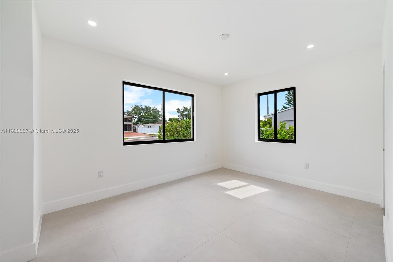 6280 SW 24 St, Miami