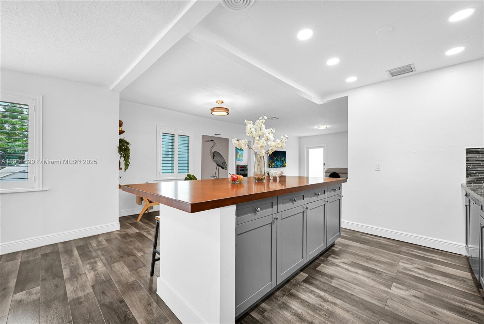 5800 SW 47th St, Miami