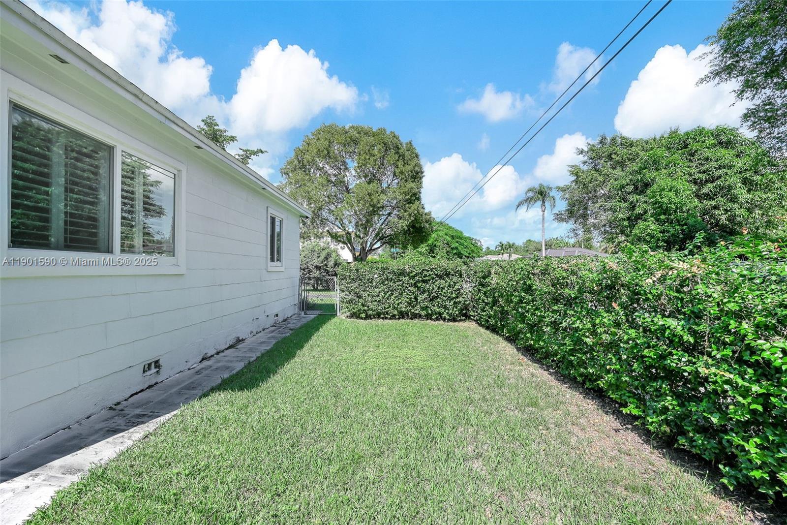 5800 SW 47th St, Miami