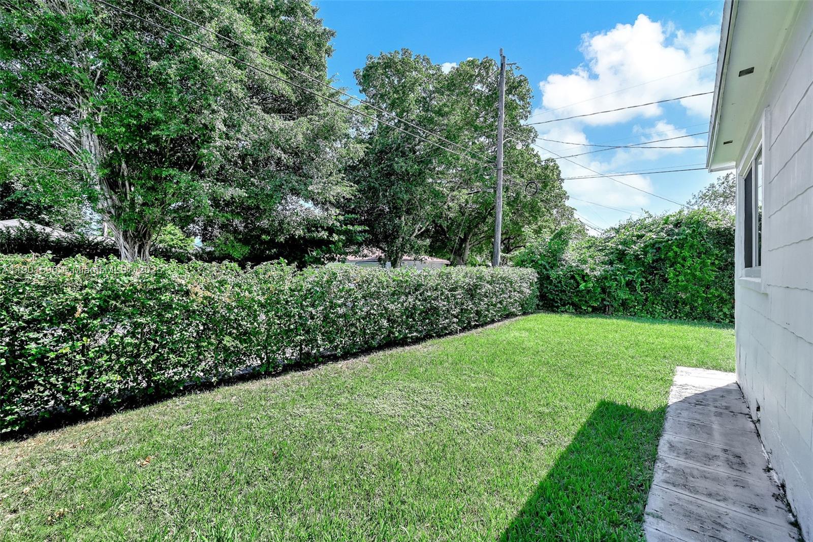 5800 SW 47th St, Miami