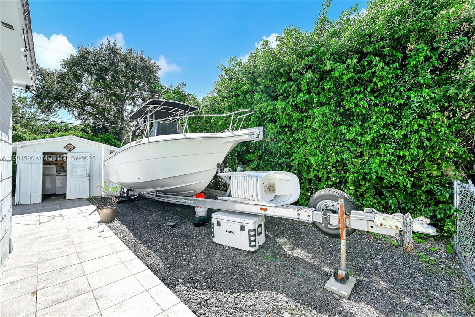 5800 SW 47th St, Miami