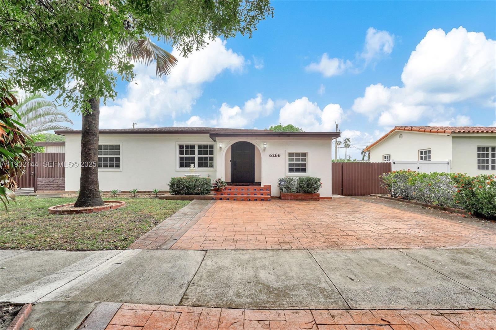 6266 SW 42nd St