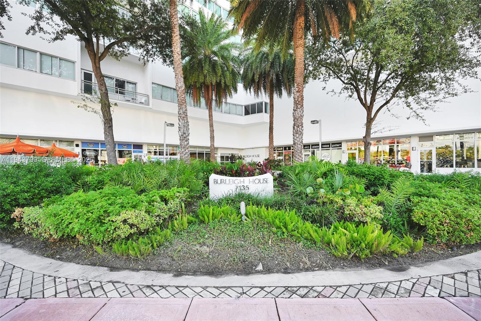 7135 Collins Ave # 1722