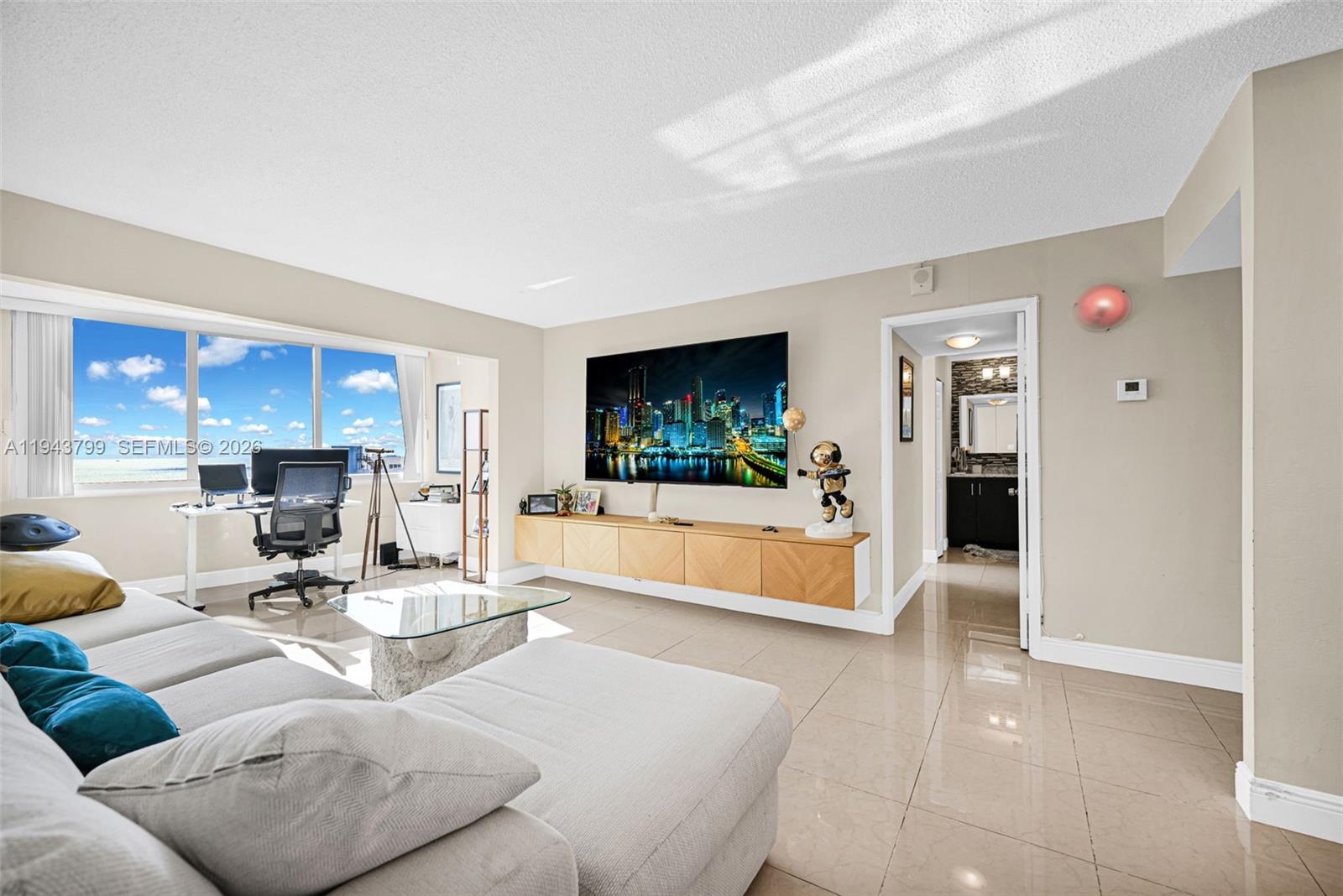 7135 Collins Ave # 1722