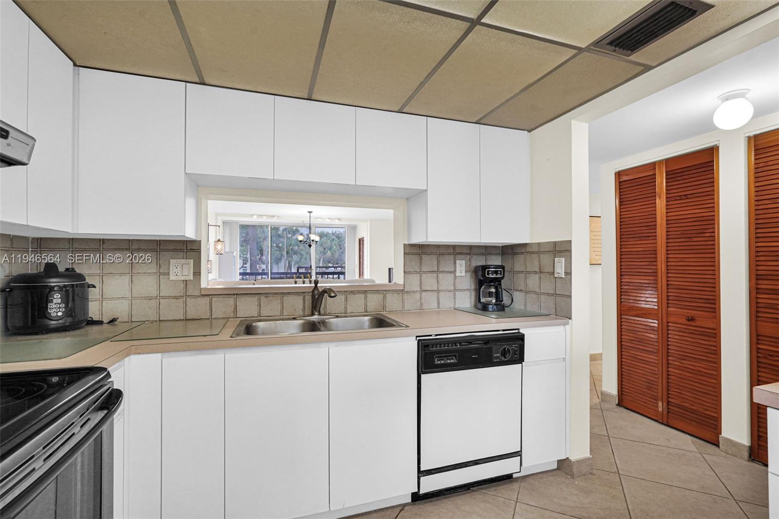 10825 SW 112th Ave # 216