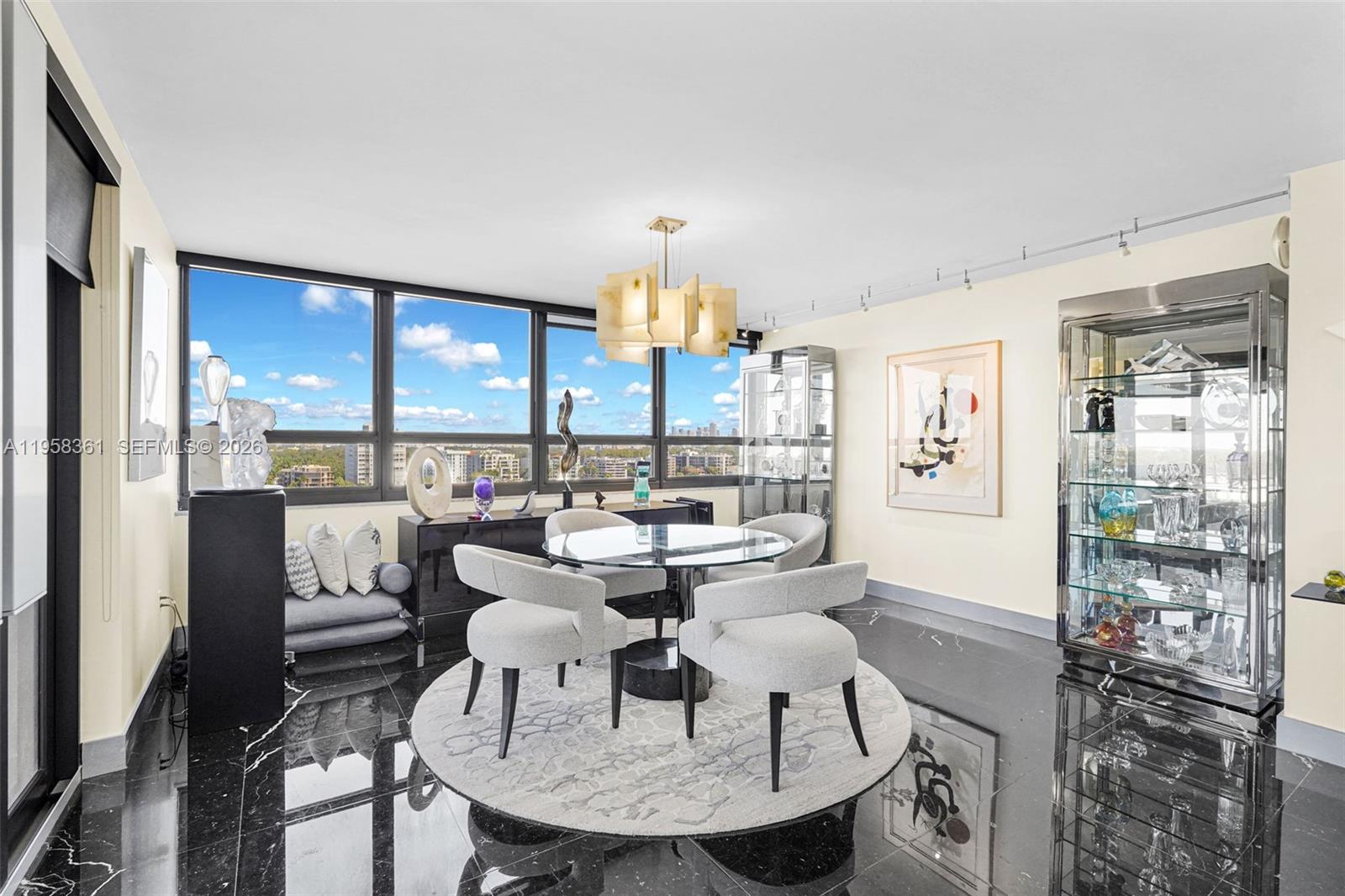 1 Grove Isle Dr # A1110