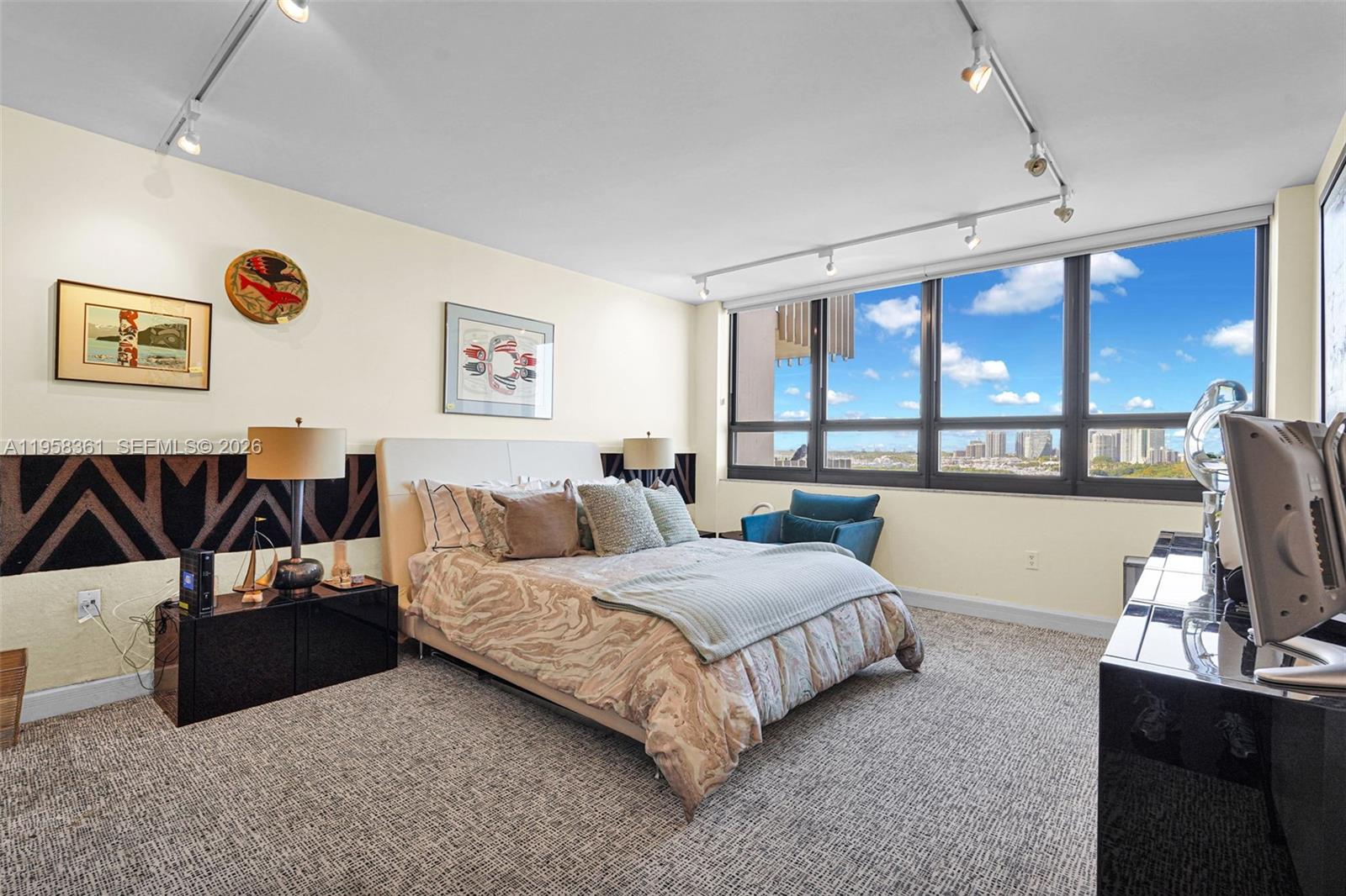 1 Grove Isle Dr # A1110